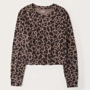 Abercrombie & Fitch Long Sleeve Boyfriend Tee!